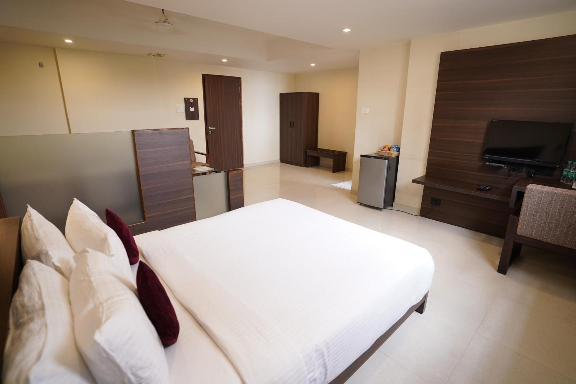 Hotel Metropolis Hubli Exterior foto
